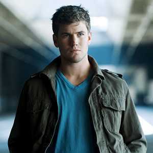 image of Austin Stowell
