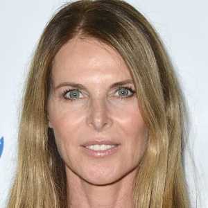 image of Catherine Oxenberg