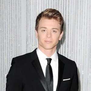 image of Chad Duell