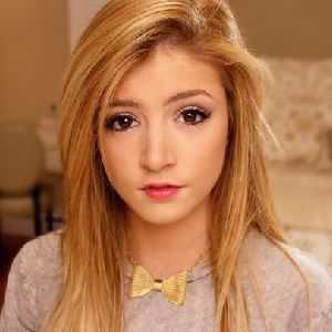image of Chrissy Costanza