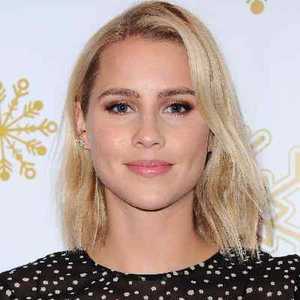 image of Claire Holt