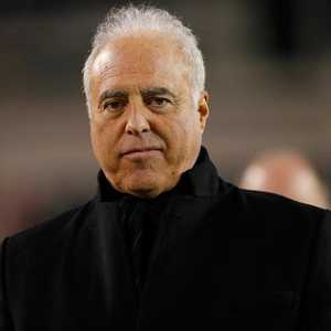 image of Jeffrey Lurie