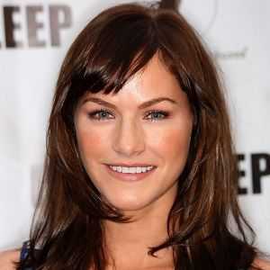 image of Kelly Overton