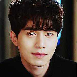 image of Lee Dong Wook