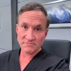 image of Terry Dubrow